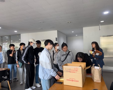 2024학년도 국제학부 외교전공 중간고사 간식 행사